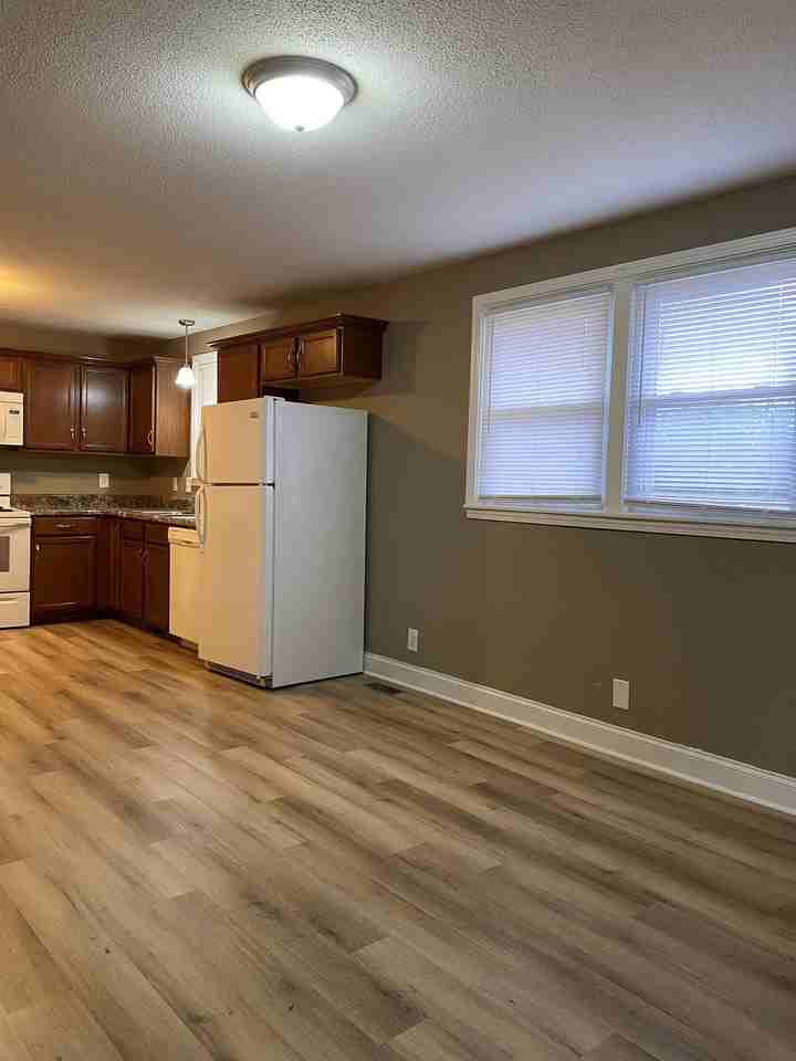 132 Dave Dr - Photo 6 of 15