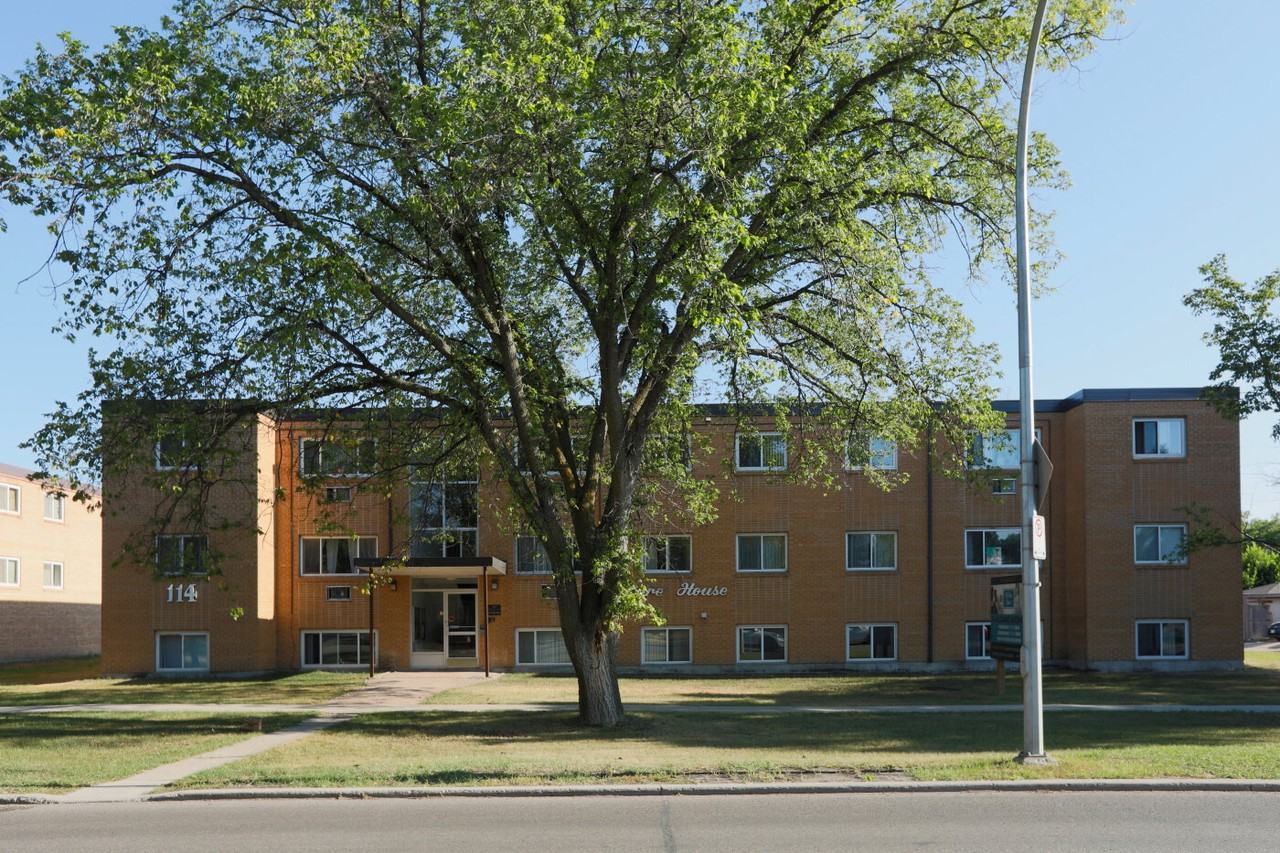 Kildare House Apartments 114 Kildare Ave E, Winnipeg, MB R2C 0P2 Zumper