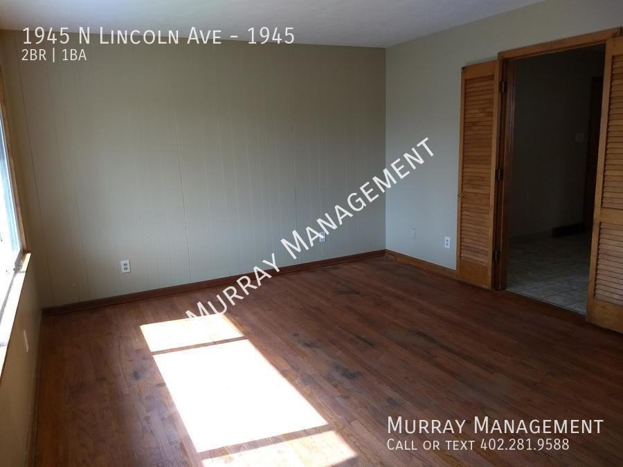 1945 N Lincoln Ave #1945 - Photo 2 of 18