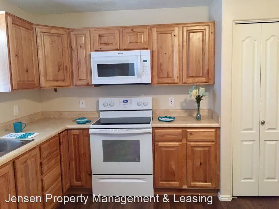 2734 East 750 North - Photo 3 of 17