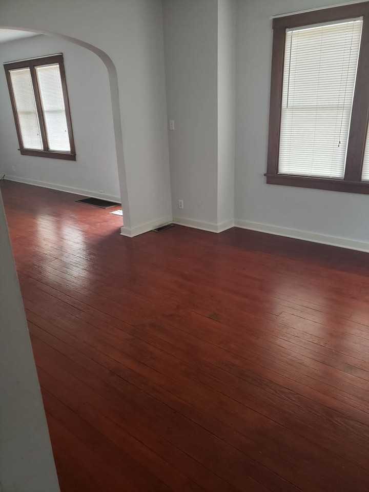 501 Hoover Ave - Photo 3 of 14