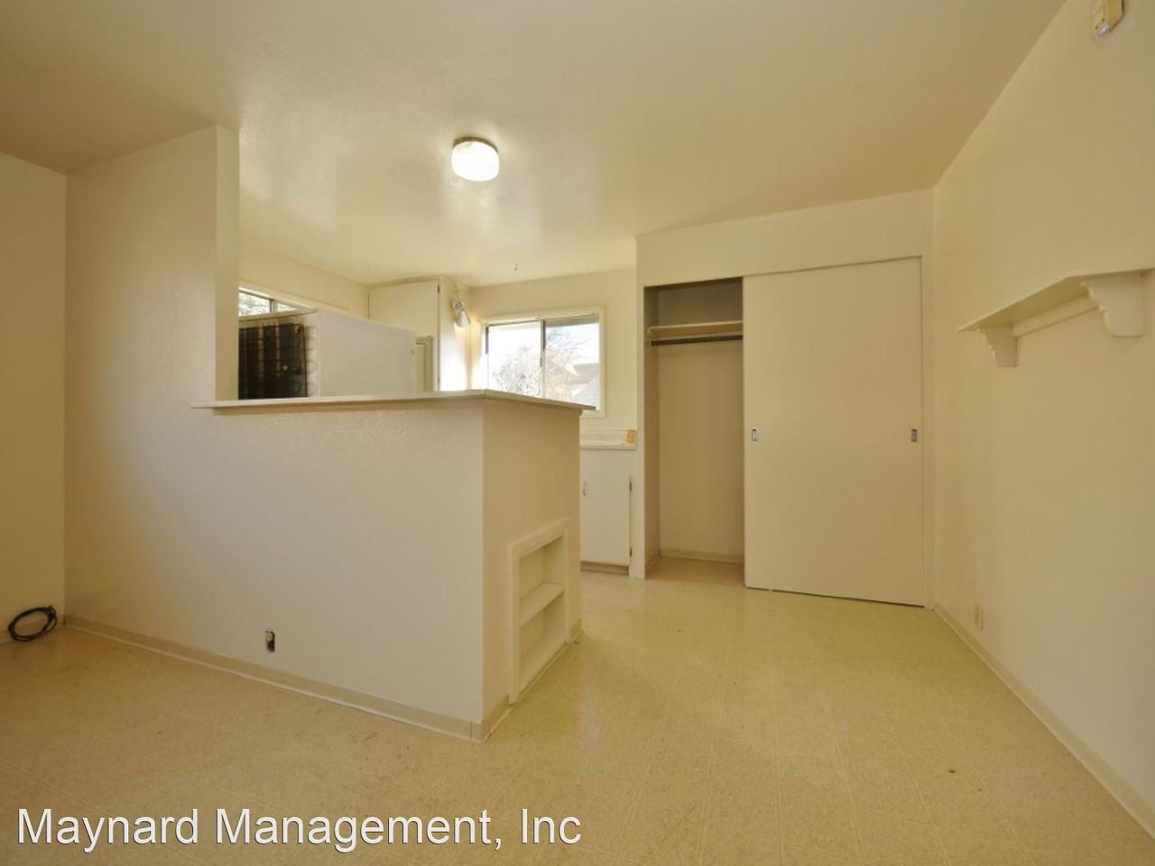326D Broadway - Photo 3 of 7