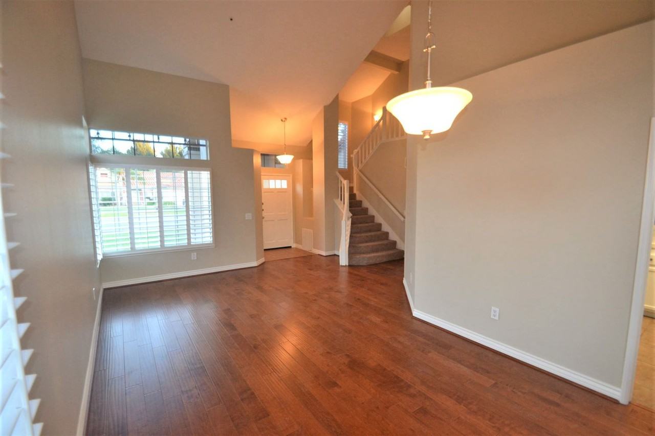 7944 Barton Ct - Photo 3 of 11