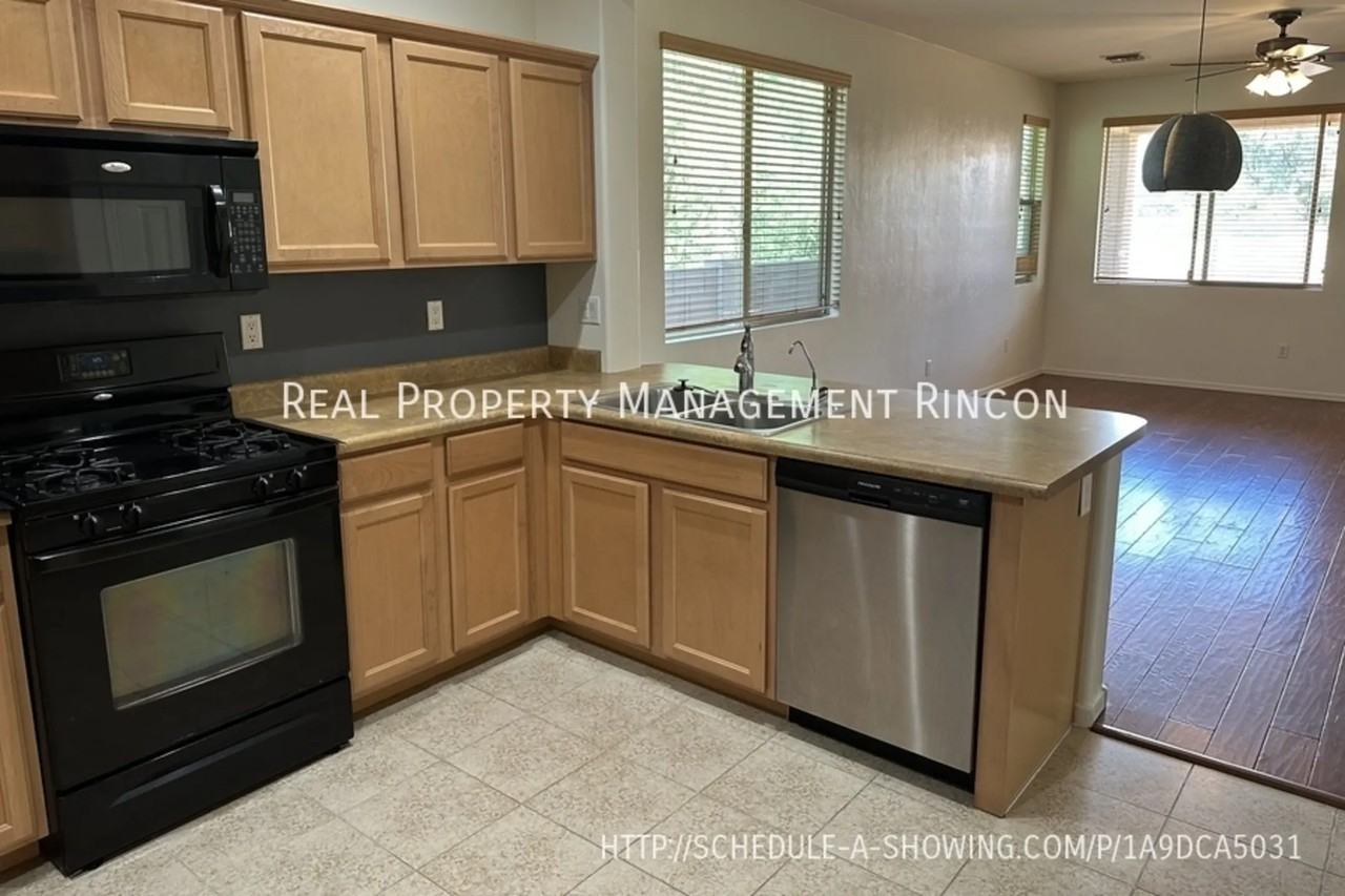 1626 W Gentle Brook Trl - Photo 3 of 16