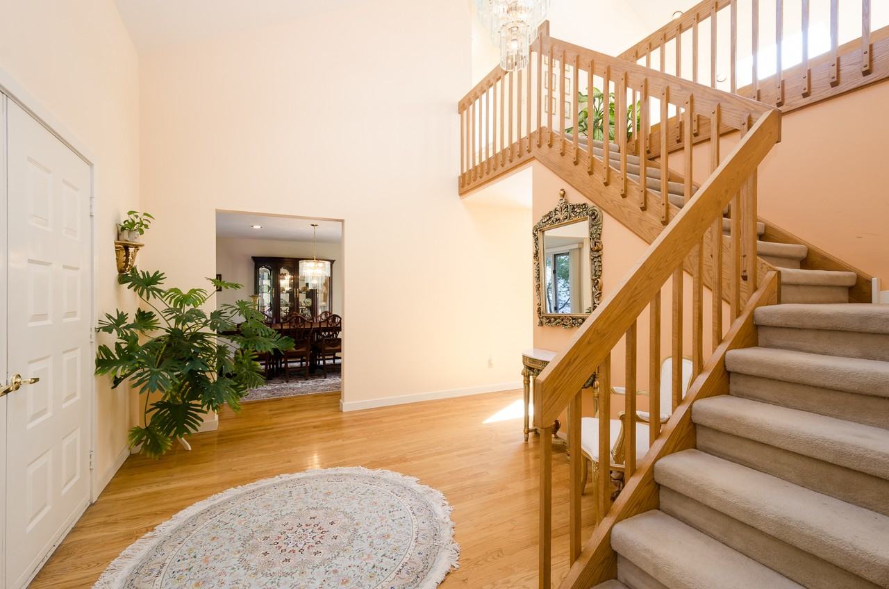 23 Independence Way - Photo 2 of 29