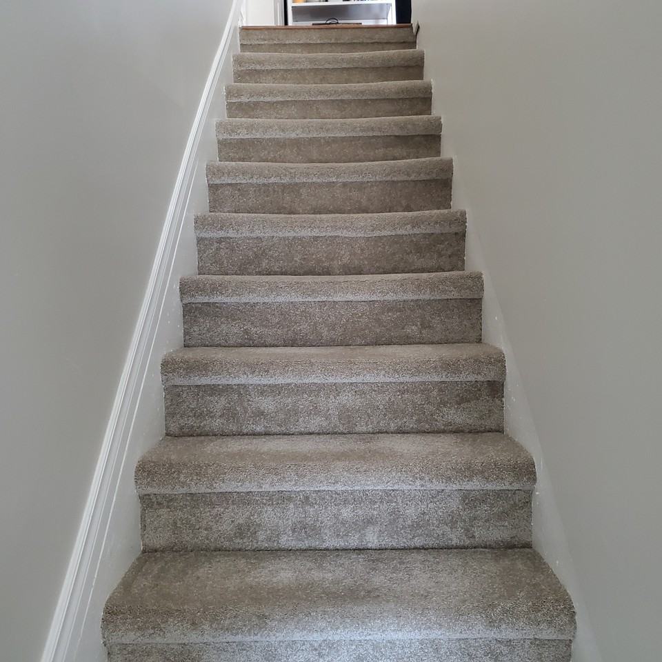 39 Pinhey Street #2 - Photo 2 of 10