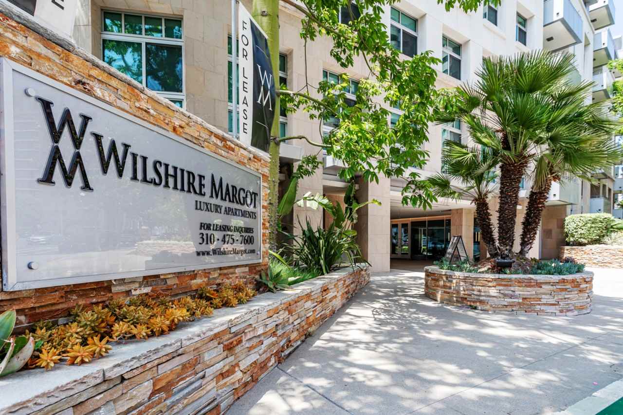 10599 Wilshire Blvd - Photo 2 of 41