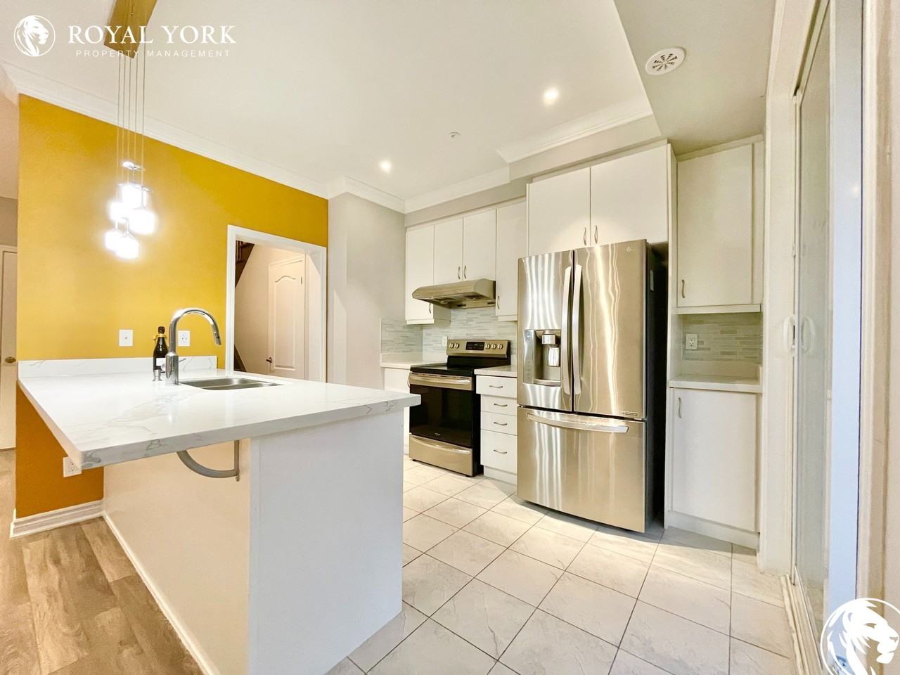 41 Frederick Wilson Ave - Photo 3 of 35