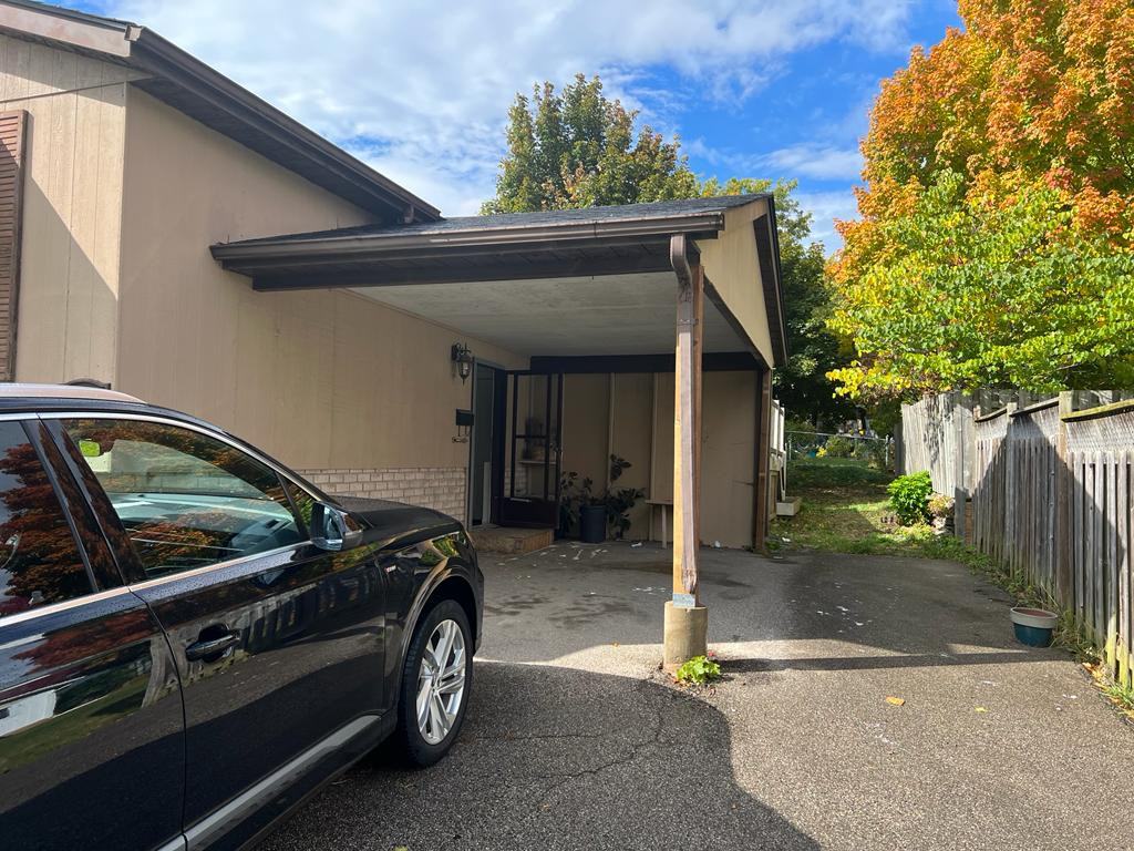 211 Dunsdon Street - Photo 3 of 21