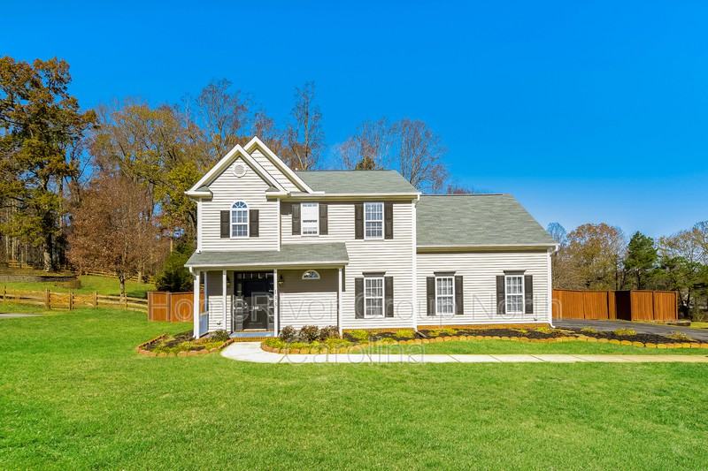 133 Sailway Rd - Photo 2 of 20