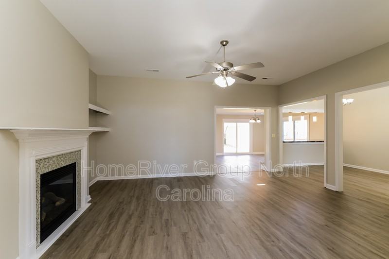 133 Sailway Rd - Photo 3 of 20