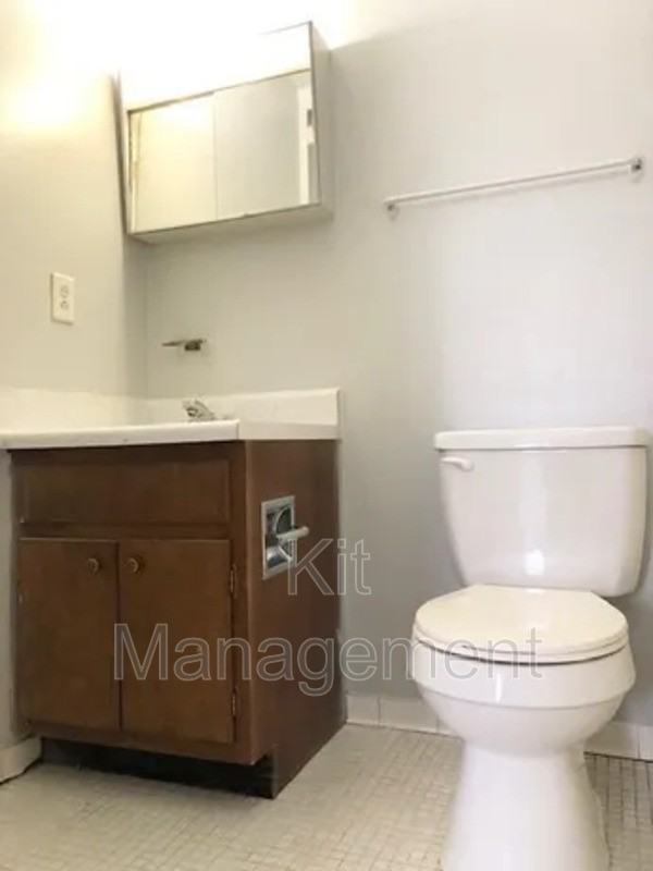 830 W Alexis Rd - Photo 5 of 8