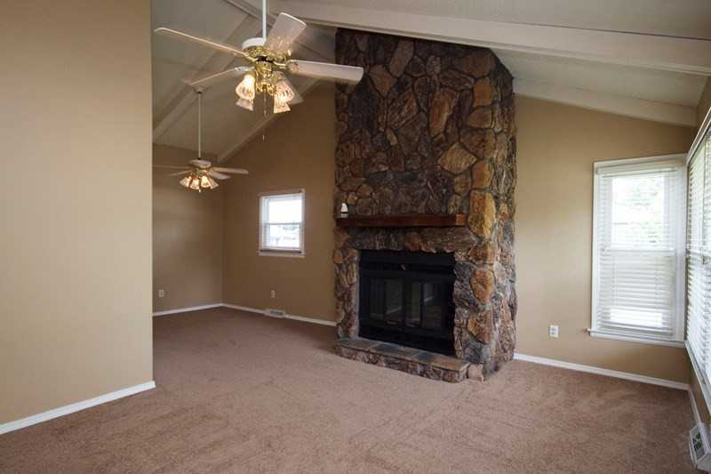 6137 Kiwanis Dr - Photo 3 of 22