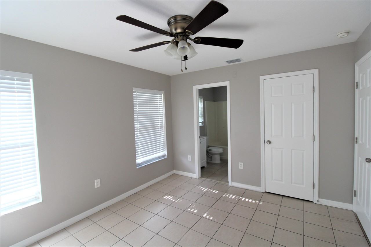 5525B Palmer Blvd - Photo 7 of 13