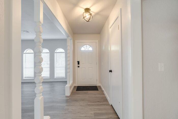 2704 Nw 115th St - Photo 3 of 24