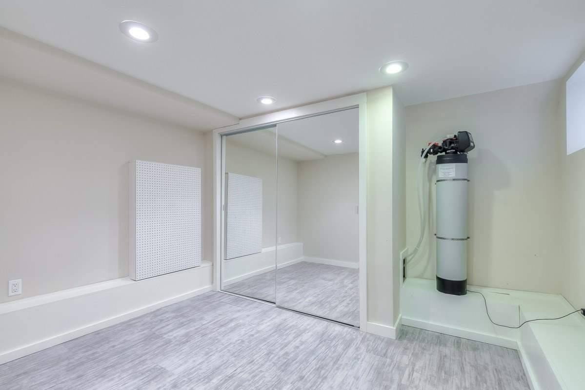 1760 Queen Street East #2B - Photo 5 of 16