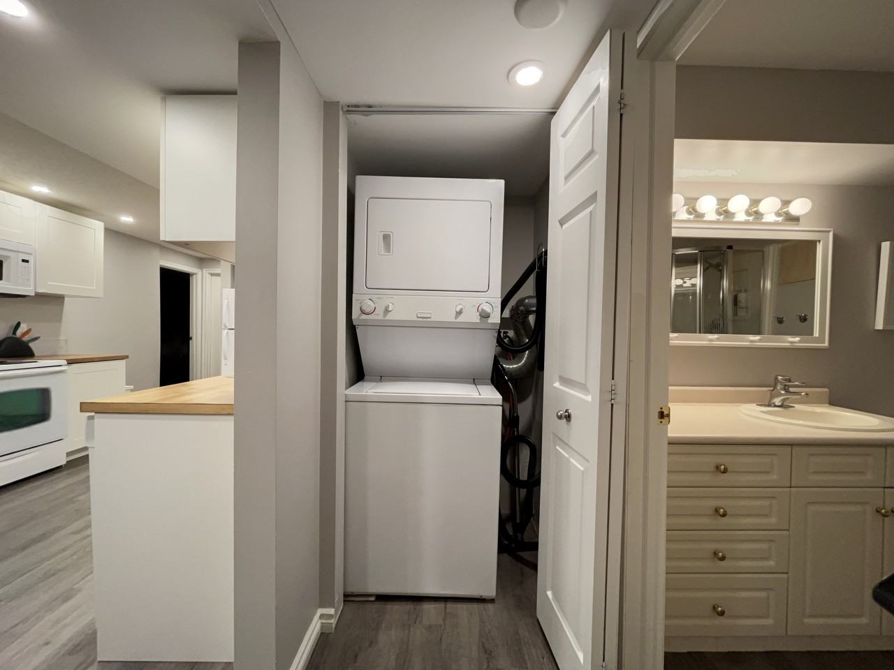 116 St NW & 44 Ave NW #Bsmt - Photo 3 of 16