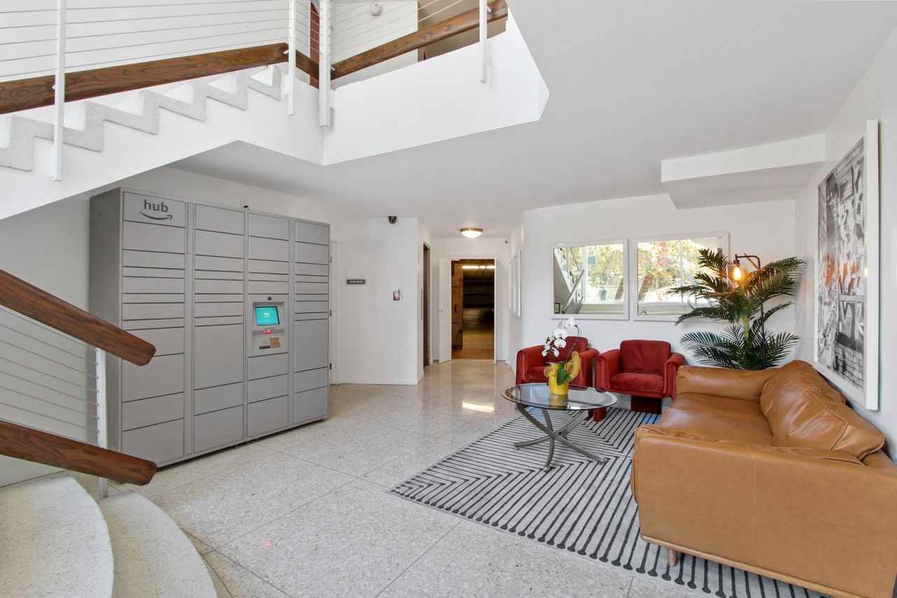 Barrington Avenue Apartment Homes - Photo 5 of 70