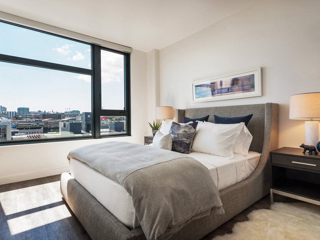 923 Folsom - Photo 7 of 35