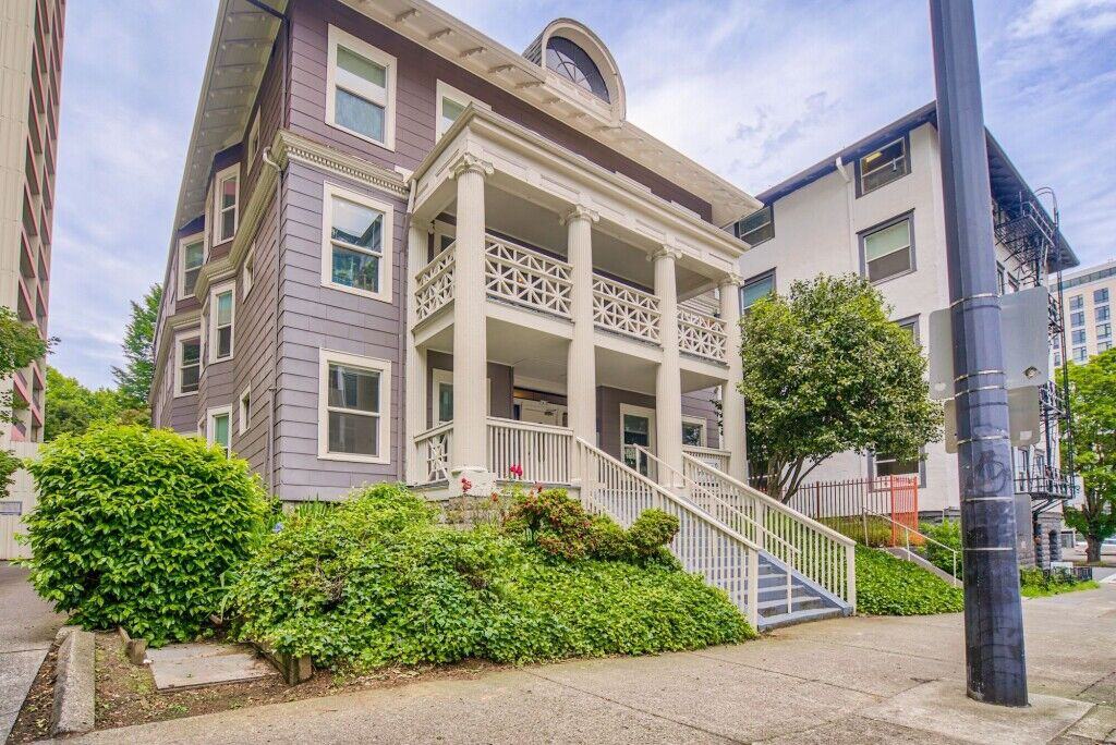 Hidwell Apartments - Photo 2 of 25