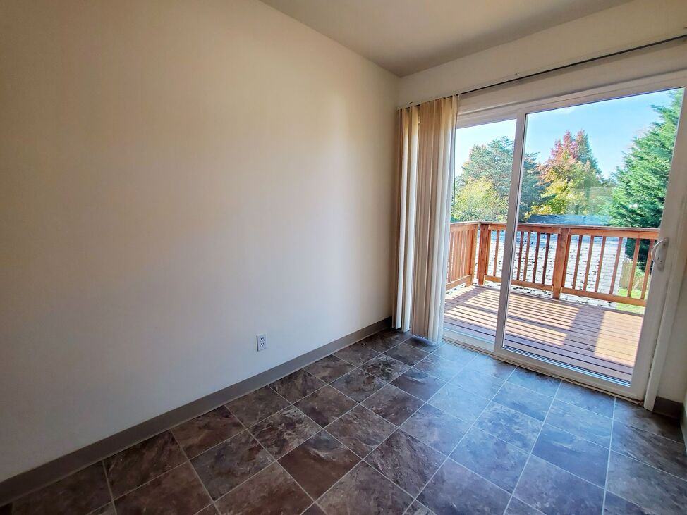 Kristin Apartments - Photo 5 of 16