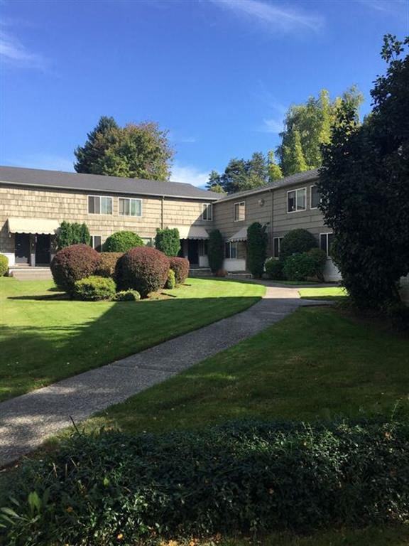 Powell Gardens Apartments - Photo 2 of 26