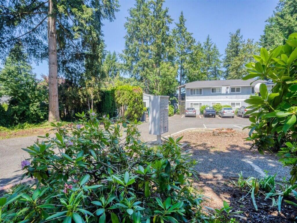 Sunset Villa Apartments - Photo 3 of 16