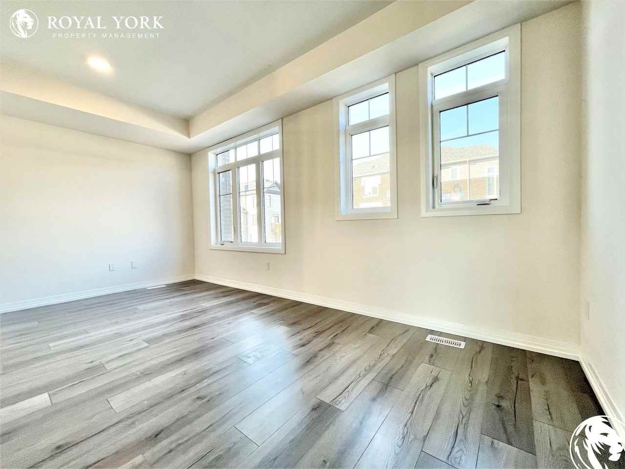 47 Bavin St - Photo 3 of 31