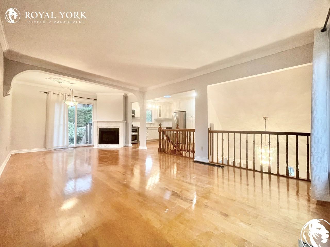 48 Noxon St - Photo 2 of 33