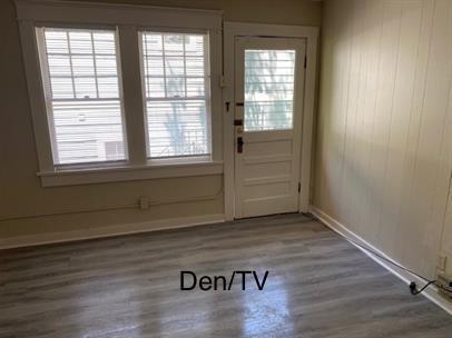 1910 18th Ave S #B - Photo 2 of 10