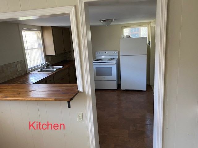 1910 18th Ave S #B - Photo 3 of 10