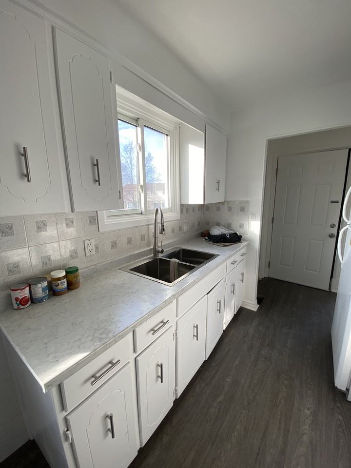 10 Exeter Drive - Photo 2 of 14
