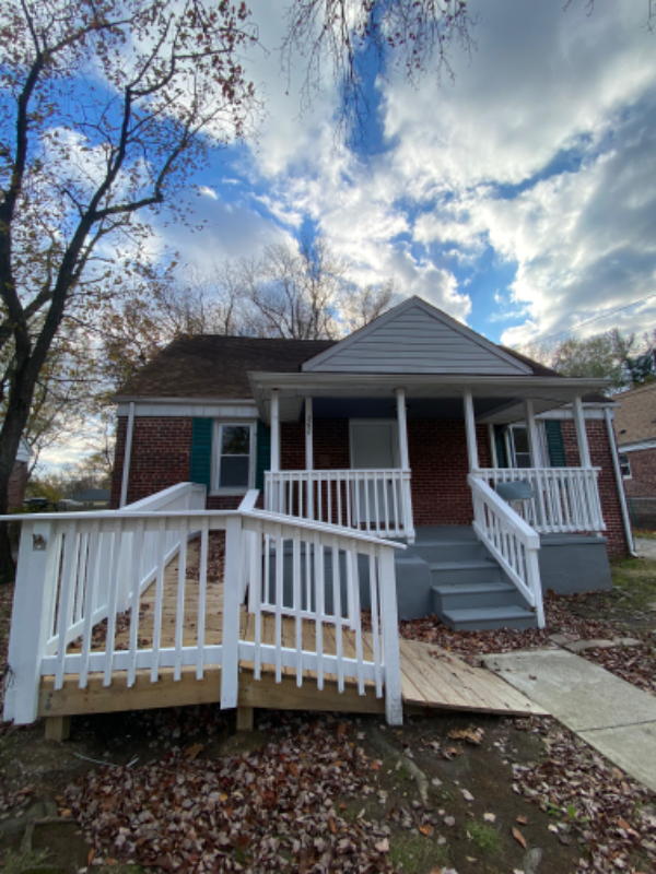 260 Regional Dr - Photo 3 of 21