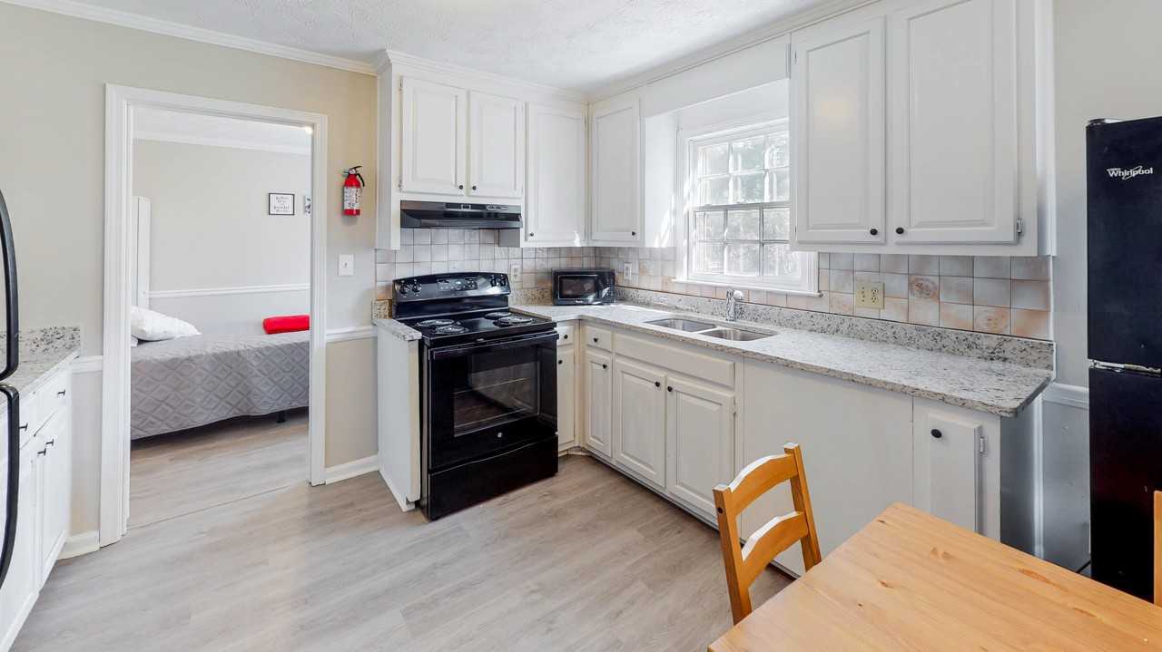 S Deshon Rd - Photo 7 of 17