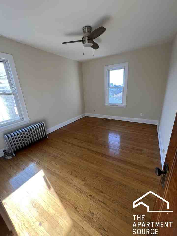 2100 Kenilworth Ave #102 - Photo 7 of 8