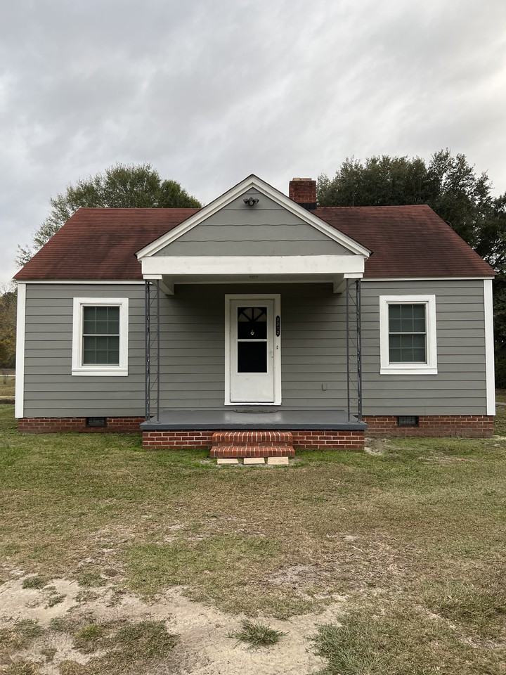 2212 7th Street Rd - Photo 2 of 23