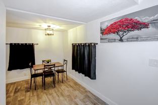 E Paris St - Photo 1 of 1