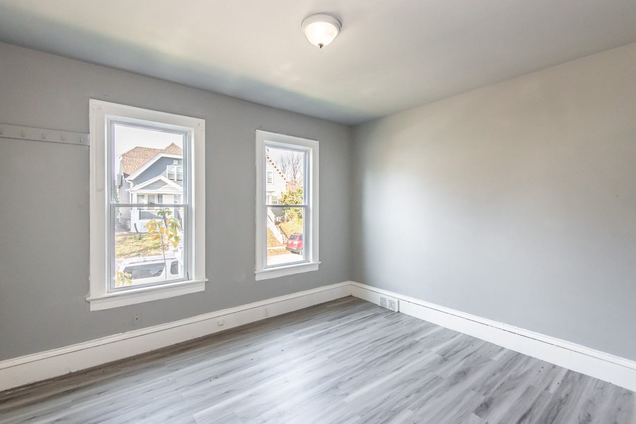 2542 N 37th St #SFH - Photo 2 of 25