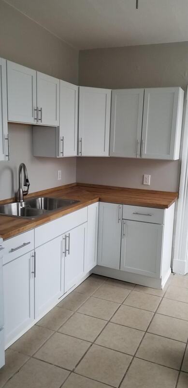 1718 Scott St - Photo 4 of 10