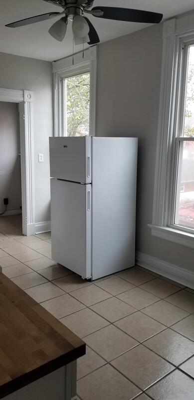 1718 Scott St - Photo 5 of 10