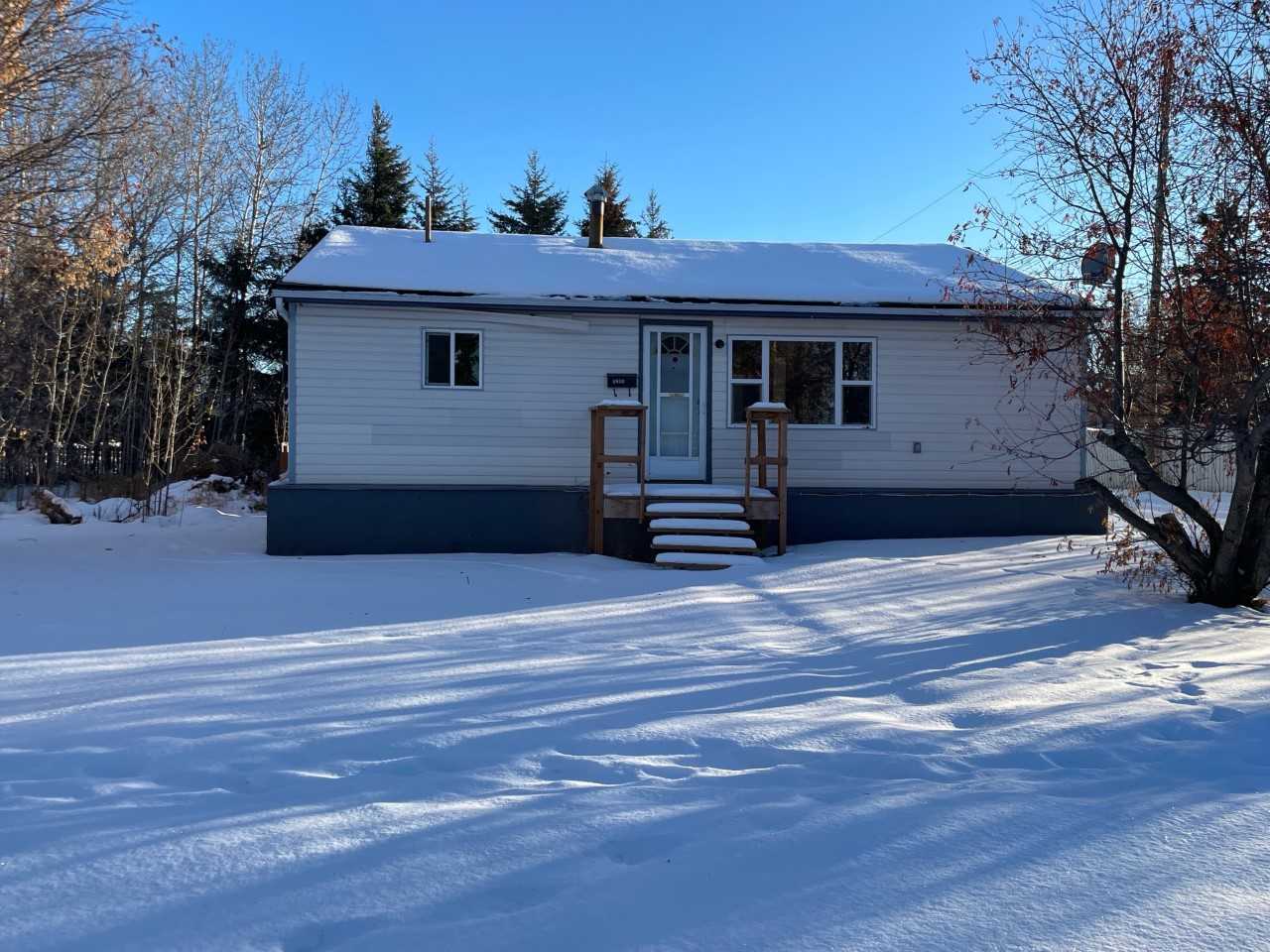 5203 58 St #1 - Photo 2 of 18