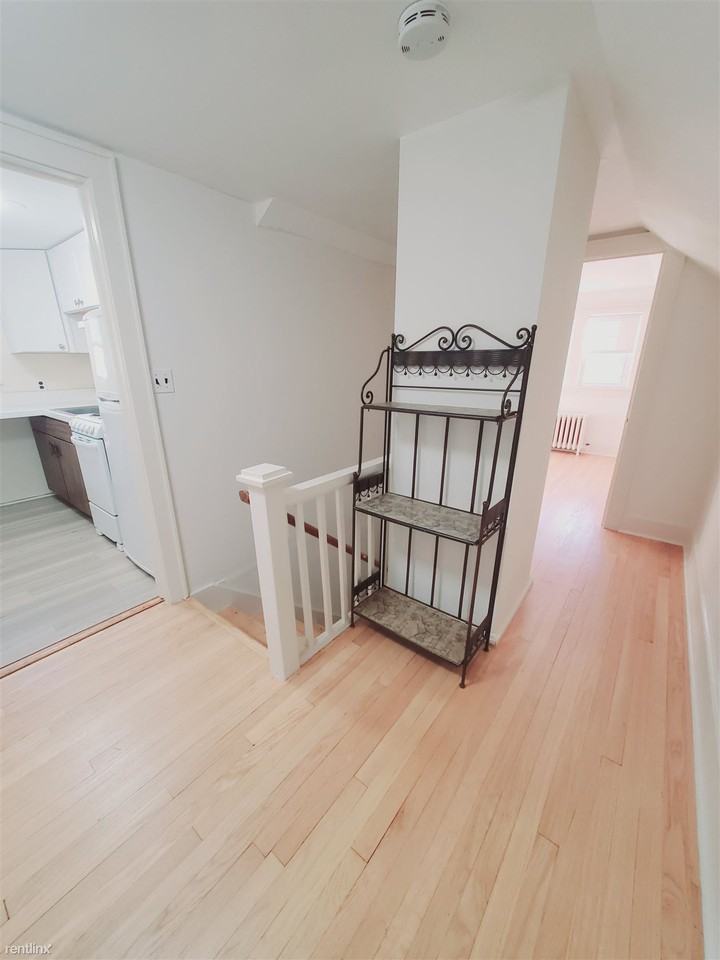 89 Pine Hill Ave - Photo 3 of 5