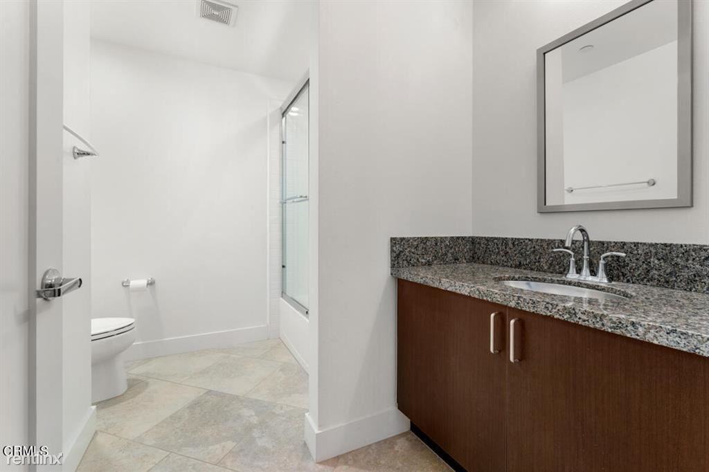 17 Delancy - Photo 3 of 9