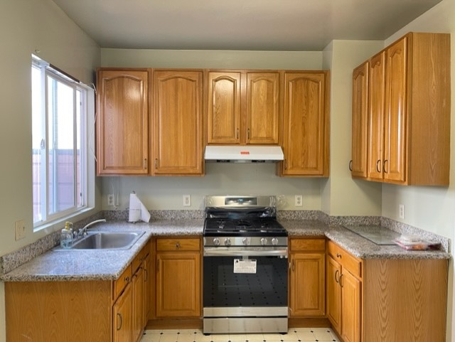 191 5th Ave #4 - Photo 3 of 11