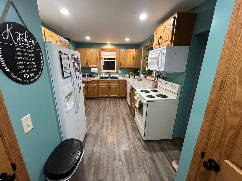 E5251 Sunset Rd - Photo 3 of 10