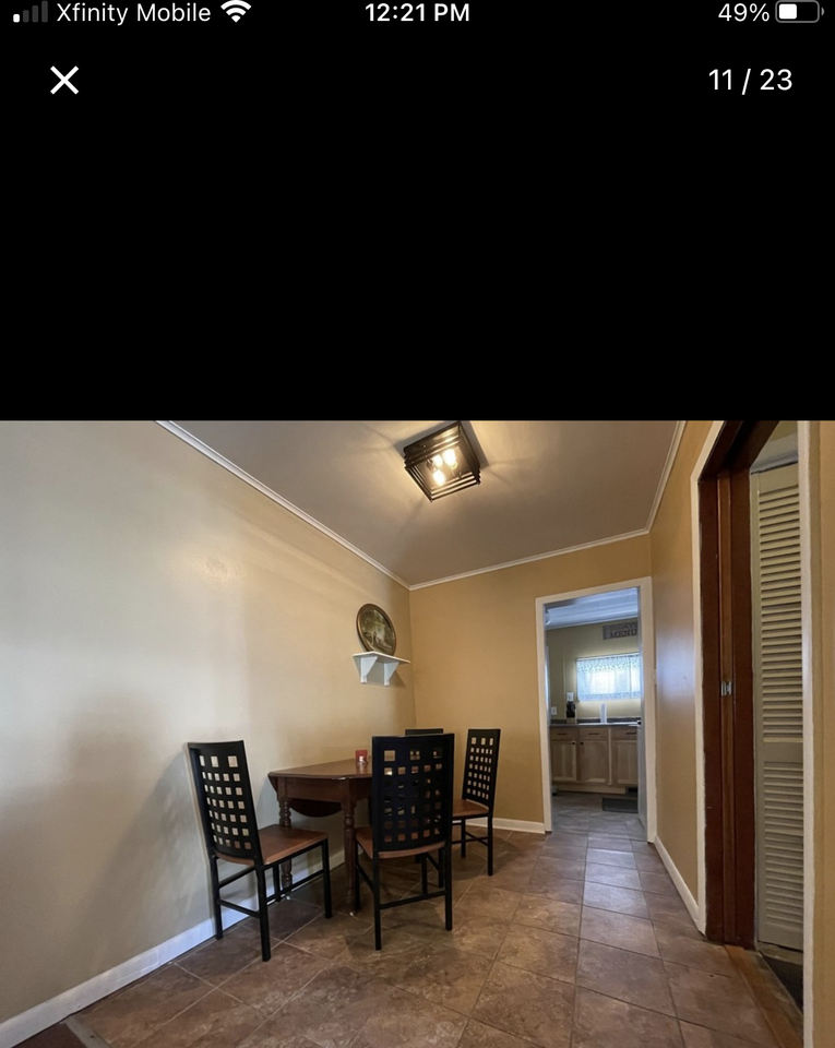 3320 N Apple Ave - Photo 3 of 6