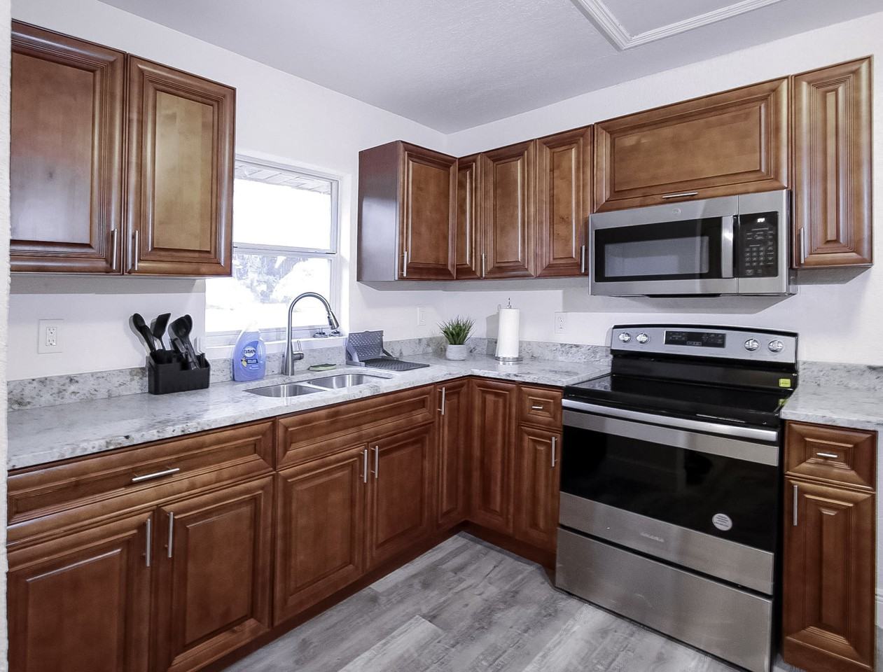 Paul Buchman Hwy - Photo 4 of 11