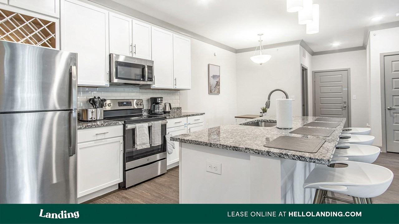 1402 Cedar Thicket Ct #1400-302 - Photo 2 of 10