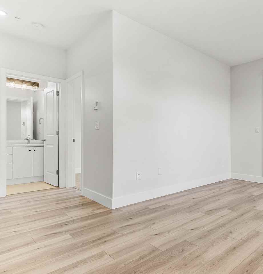 46211 Promontory Road #213 - Photo 2 of 4