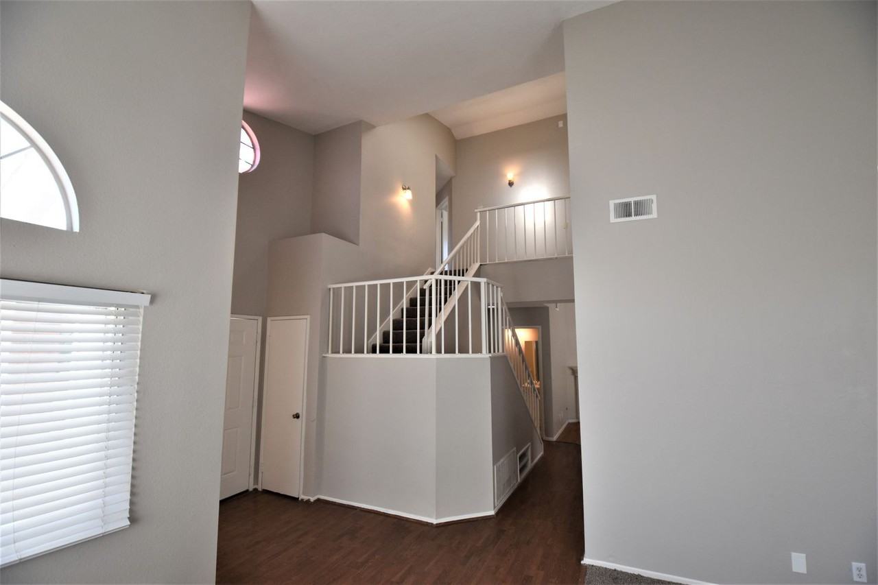 35520 Woshka Ln - Photo 2 of 13